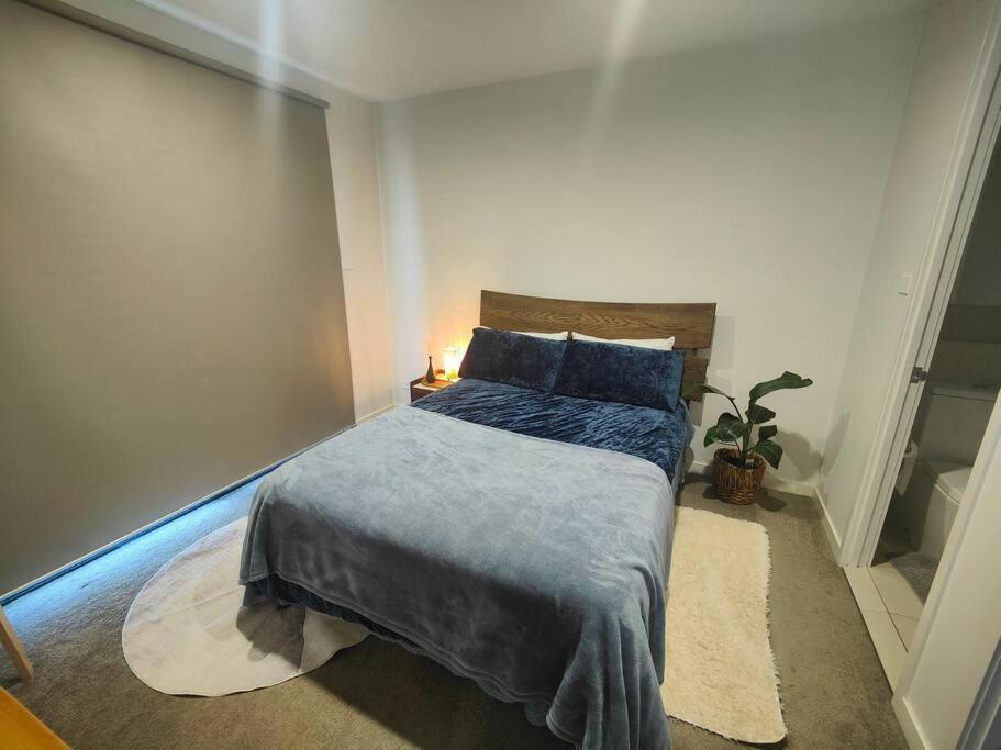 Lakeside Apartment, Walking Distance To Foreshore Kingston Exteriör bild